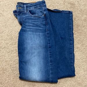 NWOT Lucky Brand size 6/28 Boot Cut Jeans